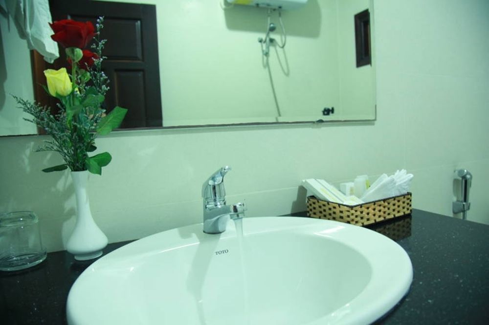 Truong Son Tung 1 - Beautiful Beach Hotel Đà Nẵng Kültér fotó